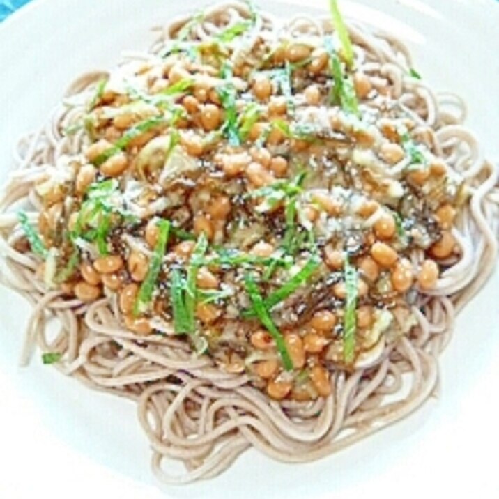 納豆の食べ方-鶏そぼろ＆香味めかぶ納豆そば♪